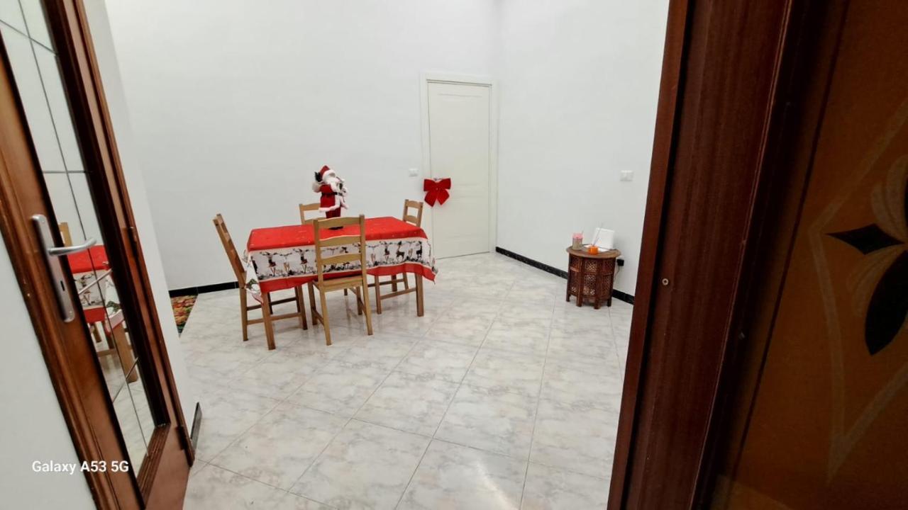 Aurora E Dad Naples Center B&B Экстерьер фото