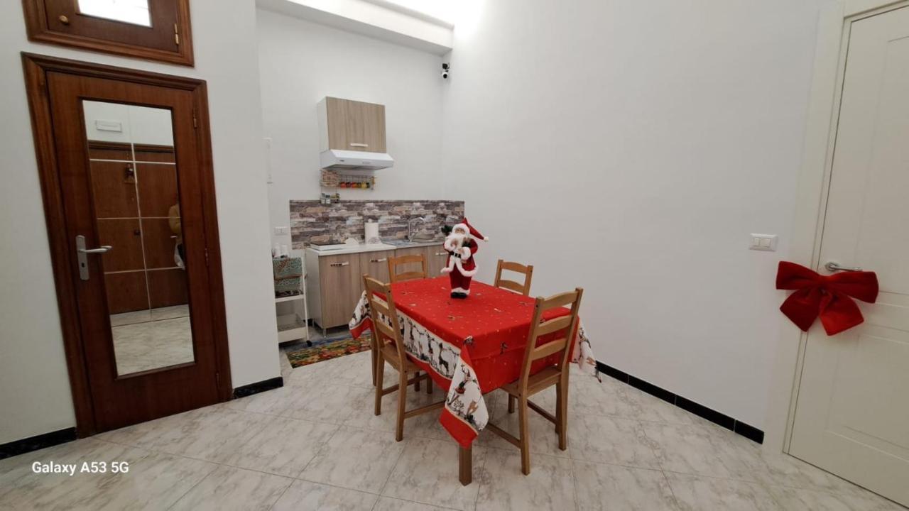 Aurora E Dad Naples Center B&B Экстерьер фото