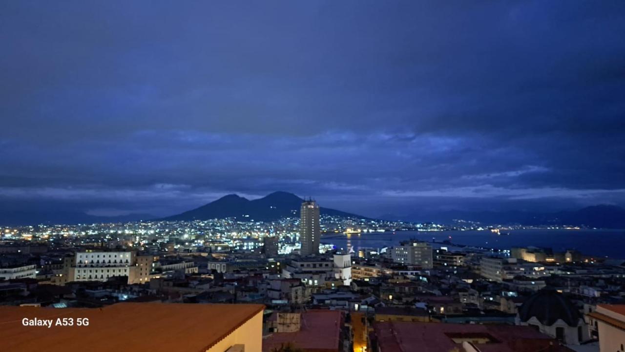 Aurora E Dad Naples Center B&B Экстерьер фото