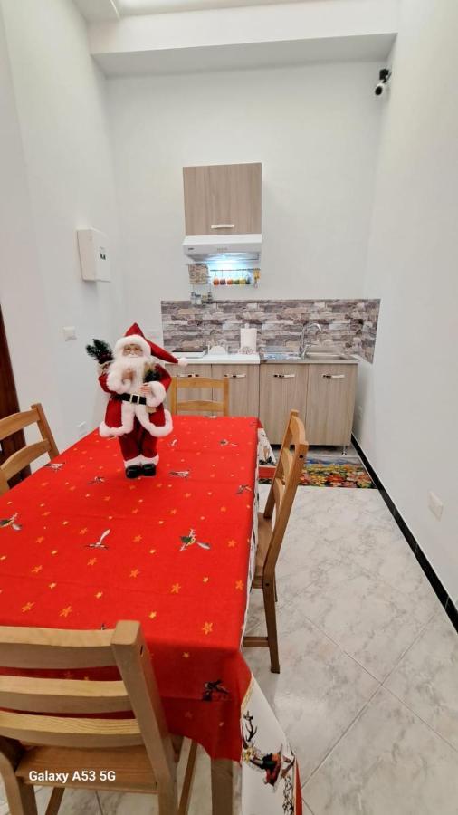 Aurora E Dad Naples Center B&B Экстерьер фото